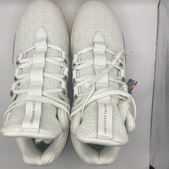 CROSSOVER CULTURE 10.5 - Picture 3 of 10